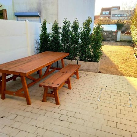 Dunes Et Mer - Terrace, Garden And Free Parking Space Остенде Екстериор снимка