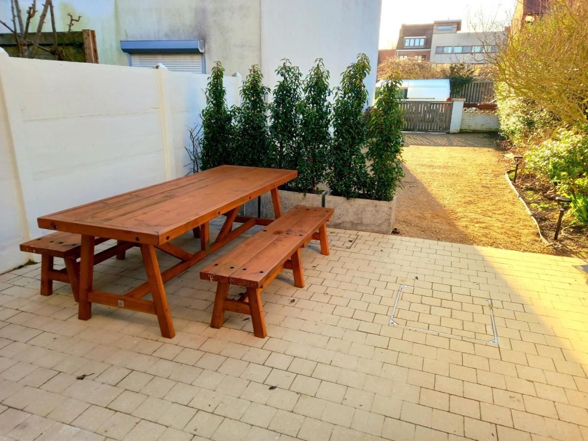 Dunes Et Mer - Terrace, Garden And Free Parking Space Остенде Екстериор снимка