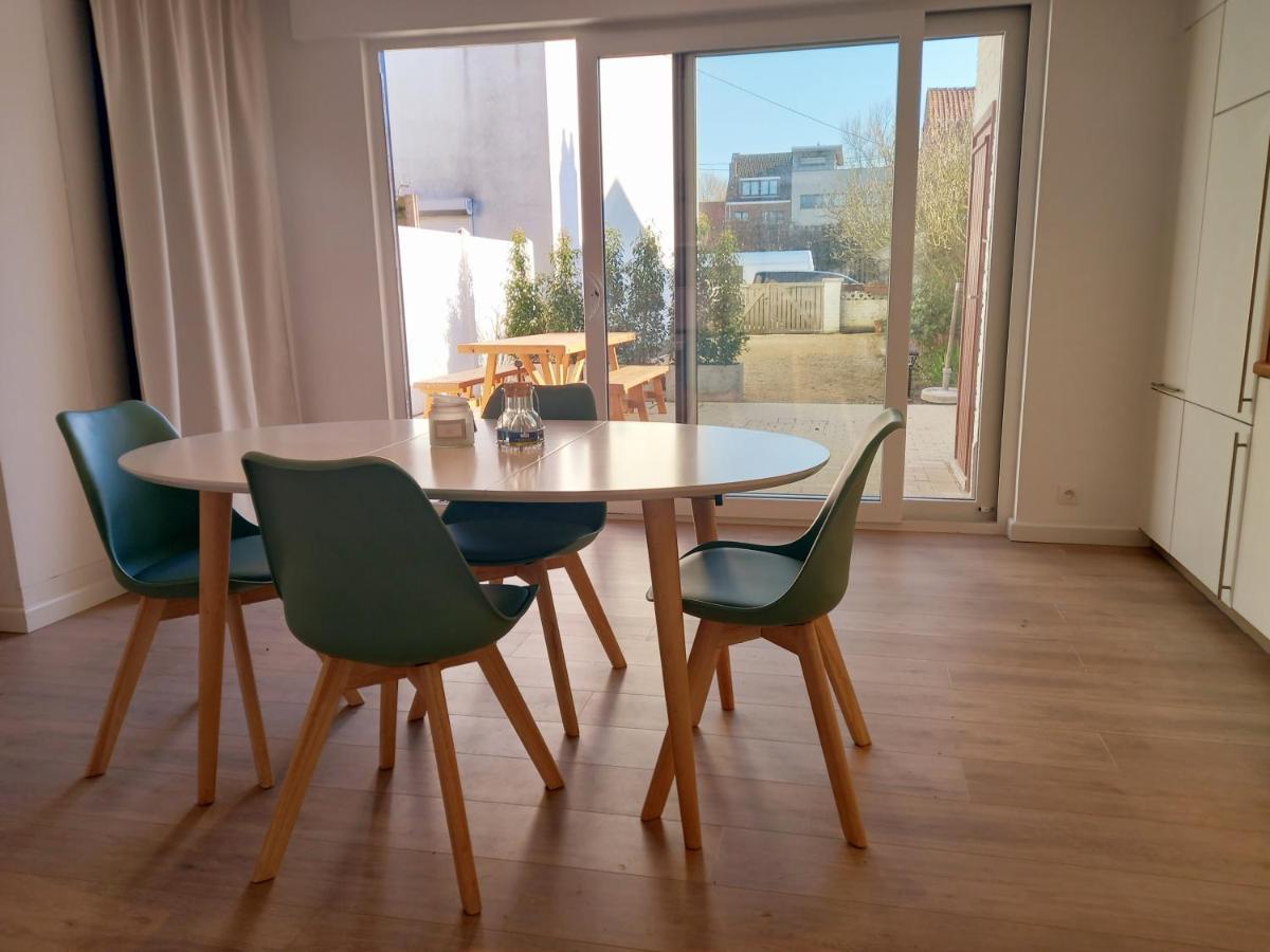 Dunes Et Mer - Terrace, Garden And Free Parking Space Остенде Екстериор снимка